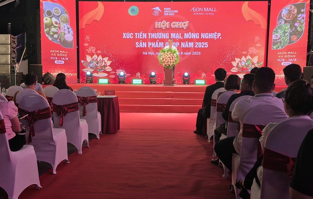 Hơn 1.000 sản phẩm OCOP có mặt tại hội chợ xúc tiến thương mại nông nghiệp- Ảnh 1. Hơn 1.000 sản phẩm OCOP có mặt tại hội chợ xúc tiến thương mại nông nghiệp- Ảnh 1.