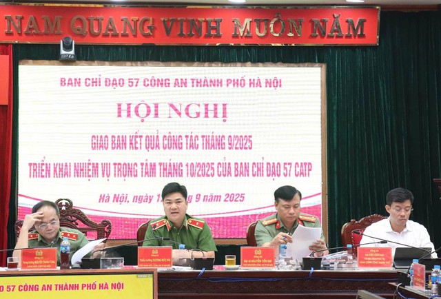 Công an Hà Nội tiếp tục tập trung công tác chuyển đổi số- Ảnh 1.