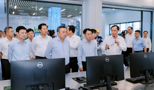 Hà Nội khánh thành Nhà máy điện rác Seraphin - Ảnh 6. Hà Nội khánh thành Nhà máy điện rác Seraphin - Ảnh 6.