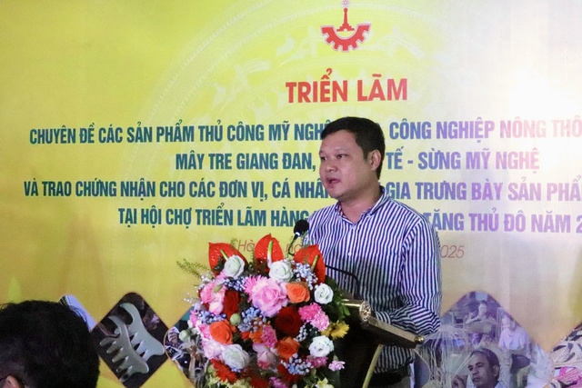 Giới thiệu hơn 400 sản phẩm đặc sắc ngành mây tre đan, sừng mỹ nghệ - Ảnh 1. Giới thiệu hơn 400 sản phẩm đặc sắc ngành mây tre đan, sừng mỹ nghệ - Ảnh 1.