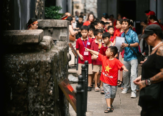 Hà Nội đón gần 2,1 triệu lượt khách dịp Quốc khánh- Ảnh 1. Hà Nội đón gần 2,1 triệu lượt khách dịp Quốc khánh- Ảnh 1.