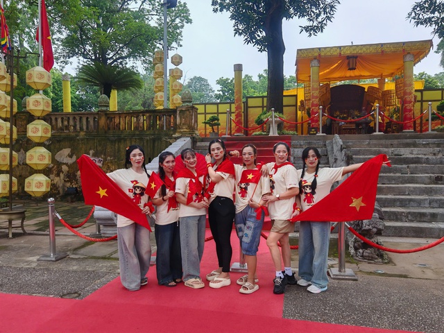 Hà Nội đón gần 2,1 triệu lượt khách dịp Quốc khánh- Ảnh 3. Hà Nội đón gần 2,1 triệu lượt khách dịp Quốc khánh- Ảnh 3.
