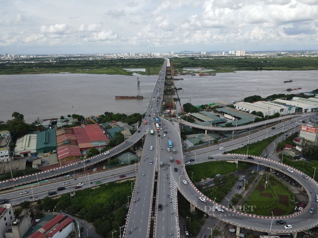 Hà Nội cấm ô tô tải trọng trên 18 tấn từ cầu Vĩnh Tuy đi Nguyễn Khoái từ 3/9- Ảnh 1. Hà Nội cấm ô tô tải trọng trên 18 tấn từ cầu Vĩnh Tuy đi Nguyễn Khoái từ 3/9- Ảnh 1.