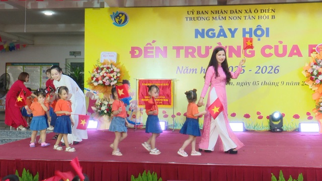 Hà Nội tham gia Lễ khai giảng đặc biệt năm học 2025-2026- Ảnh 10. Hà Nội tham gia Lễ khai giảng đặc biệt năm học 2025-2026- Ảnh 10.