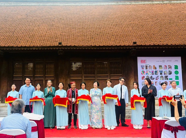 Triển lãm mỹ thuật quốc tế 'TÌNH BẠN – AMISTAD – PAGKAKAIBIGAN 2025'- Ảnh 1. Triển lãm mỹ thuật quốc tế 'TÌNH BẠN – AMISTAD – PAGKAKAIBIGAN 2025'- Ảnh 1.