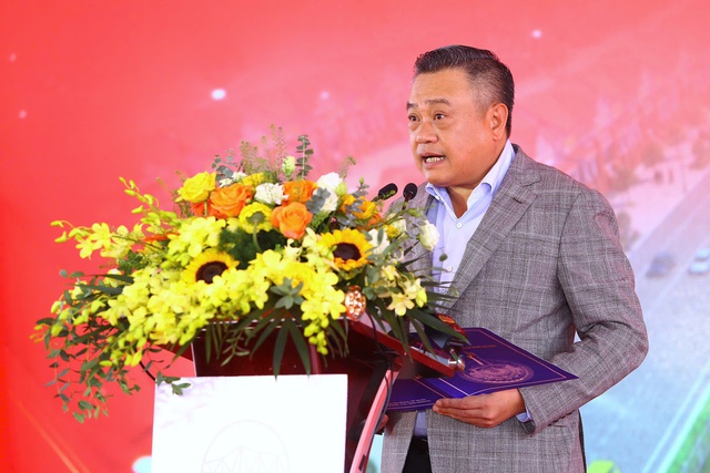 Hà Nội khởi công tuyến cao tốc thuộc dự án Vành đai 4-Vùng Thủ đô- Ảnh 3. Hà Nội khởi công tuyến cao tốc thuộc dự án Vành đai 4-Vùng Thủ đô- Ảnh 3.