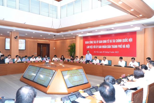 Hà Nội tập trung mọi nguồn lực hoàn thành Kế hoạch phát triển kinh tế-xã hội- Ảnh 1.