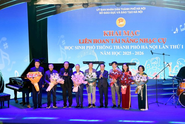 Hà Nội: 161 tiết mục tại Liên hoan tài năng nhạc cụ học sinh phổ thông- Ảnh 1.