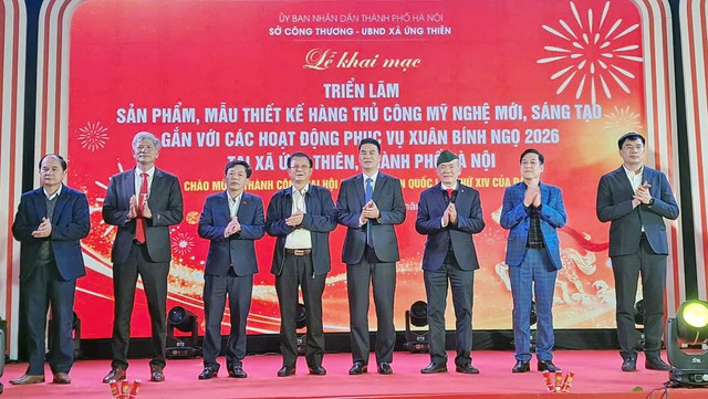 Hà Nội xúc tiến thương mại, kết nối sản phẩm làng nghề phục vụ Tết 2026- Ảnh 1.