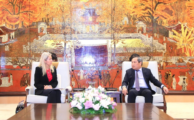 Hà Nội hoan nghênh Tập đoàn Ford Motor (Hoa Kỳ) đồng hành trong nỗ lực giảm phát thải- Ảnh 1. Hà Nội hoan nghênh Tập đoàn Ford Motor (Hoa Kỳ) đồng hành trong nỗ lực giảm phát thải- Ảnh 1.