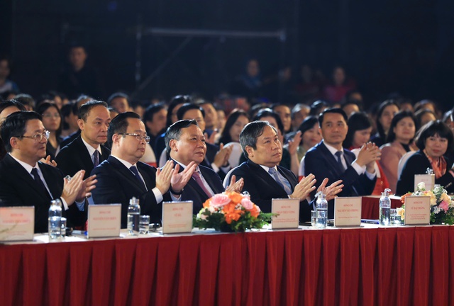 Hà Nội đón nhận danh hiệu Thành phố học tập toàn cầu của UNESCO- Ảnh 1.