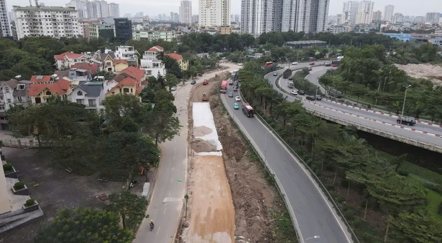 Hà Nội triển khai 3 dự án theo lệnh khẩn cấp để giảm thiểu ùn tắc giao thông- Ảnh 1.