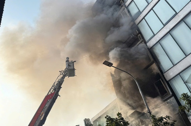 Hai người tử vong tại vụ cháy số 84 Lê Lợi, phường Hà Đông- Ảnh 2.