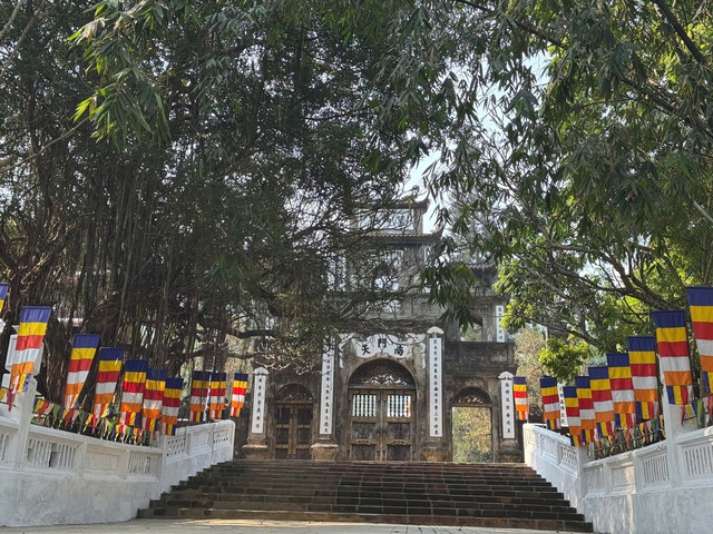 Chùa Hương trong vị thế điểm đến ưu tiên của du lịch Hà Nội- Ảnh 2.