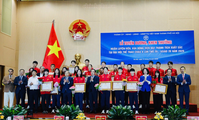 Hà Nội tuyên dương, khen thưởng HLV, VĐV đạt thành tích xuất sắc tại ASIAD 20- Ảnh 4.