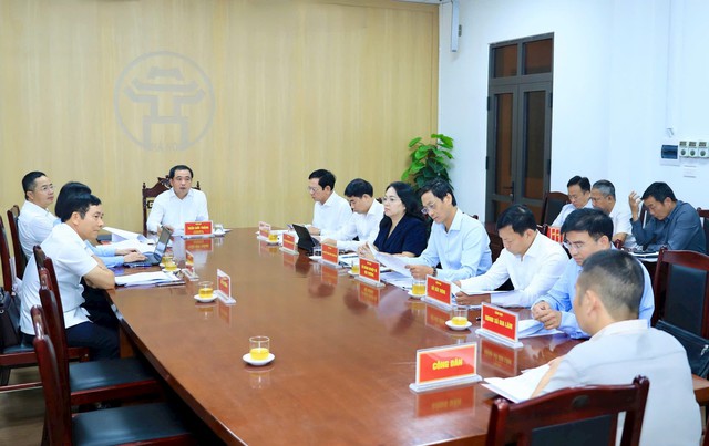 Bí thư Thành ủy Hà Nội Trần Đức Thắng tiếp công dân, chỉ đạo giải quyết 5 vụ việc- Ảnh 1.