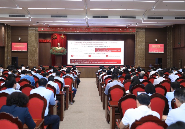 Đảng bộ T.P Hà Nội dự Hội nghị toàn quốc quán triệt, triển khai thực hiện Nghị quyết Trung ương 4- Ảnh 2.