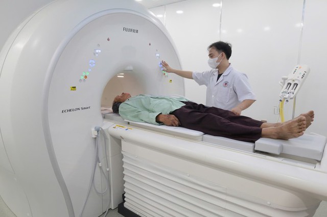 Nâng cao năng lực y tế cơ sở, đáp ứng nhu cầu chăm sóc sức khỏe người dân - Ảnh 1.