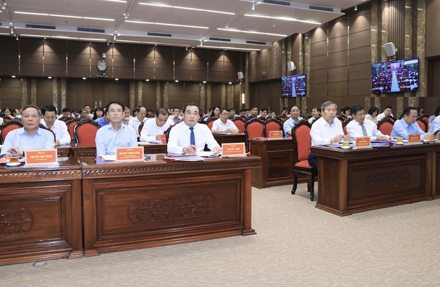Hà Nội cụ thể hóa ba nghị quyết Trung ương bằng nhiệm vụ, sản phẩm rõ ràng - Ảnh 1.