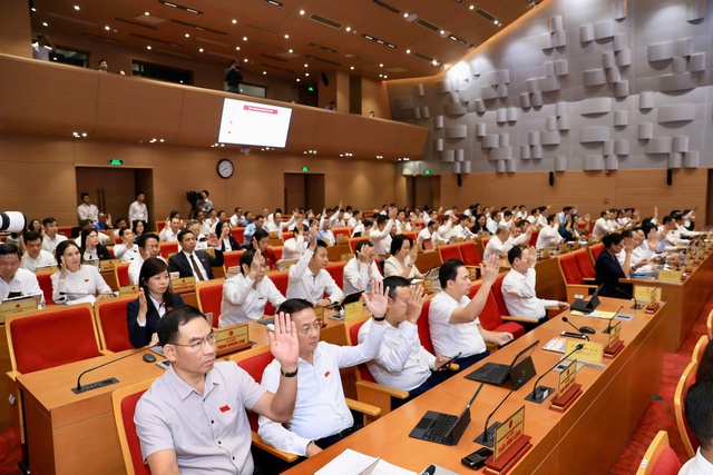 Khai mạc kỳ họp thứ bảy, HĐND thành phố Hà Nội - Ảnh 3.