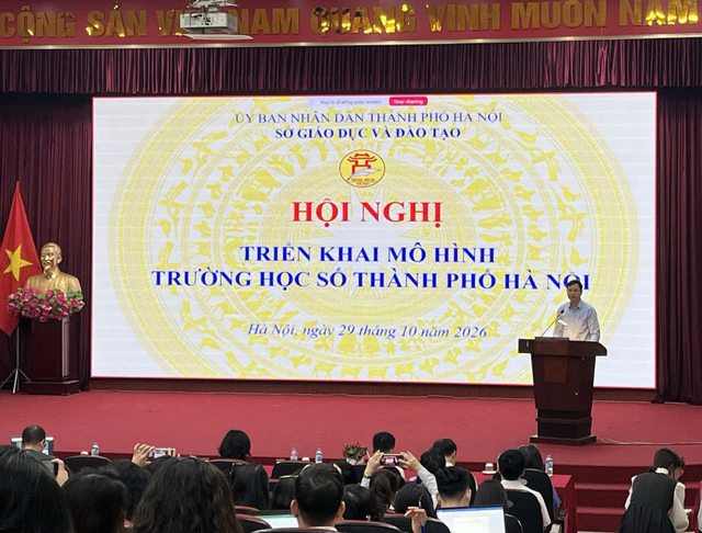 Hà Nội khởi động mô hình Trường học số - Ảnh 1.