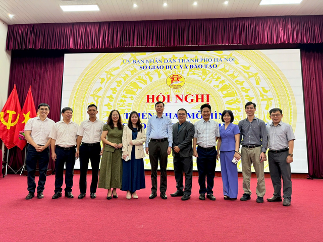 Hà Nội khởi động mô hình Trường học số - Ảnh 2.