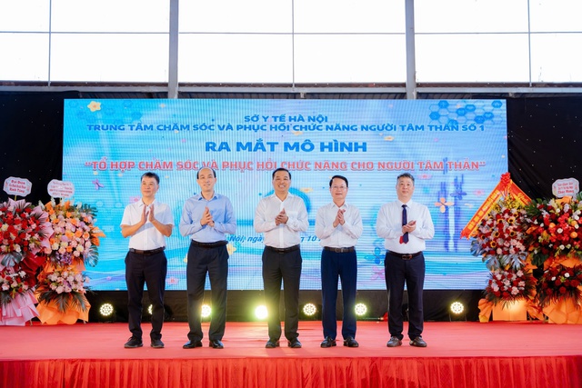 Ra mắt mô hình "Tổ hợp chăm sóc và phục hồi chức năng cho người tâm thần" tại xã Quảng Oai - Ảnh 1.