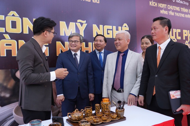 Kích hoạt Chương trình ‘Gian hàng số-nâng tầm thương nhân Thủ đô’- Ảnh 1.