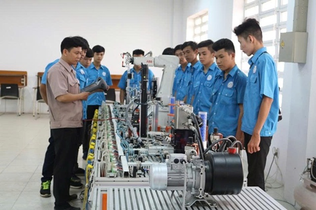 Hà Nội tiếp nhận 4 trường nghề công lập từ Bộ Giáo dục và Đào tạo- Ảnh 1.