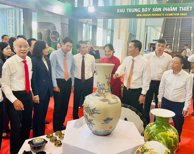 Khai mạc Hội chợ quốc tế Quà tặng hàng thủ công mỹ nghệ Hà Nội năm 2026- Ảnh 3.