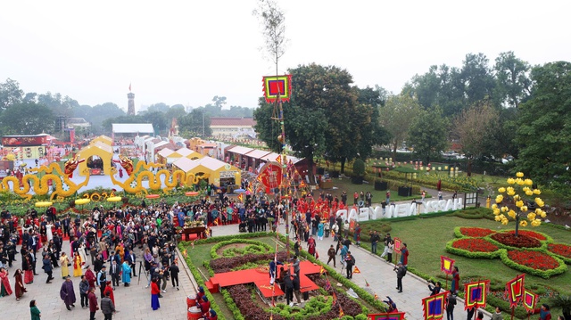 Tái hiện nghi lễ ‘Tống cựu nghinh tân’ trong Hoàng thành Thăng Long- Ảnh 1.