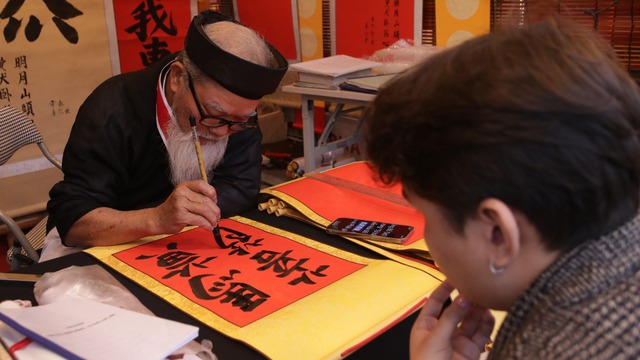 Hội chữ Xuân Văn Miếu 2026 – nét văn hiến của Thủ đô trong Xuân Bính Ngọ- Ảnh 3.