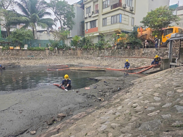 Bảo đảm an toàn hệ thống thoát nước, phục vụ nhân dân vui Xuân đón Tết- Ảnh 3.
