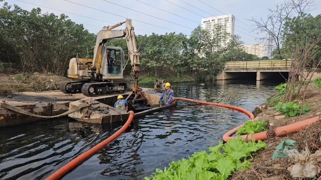 Bảo đảm an toàn hệ thống thoát nước, phục vụ nhân dân vui Xuân đón Tết- Ảnh 1.