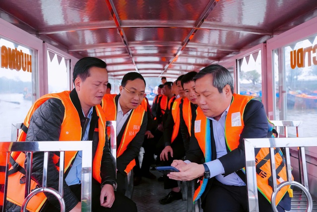 Chủ tịch UBND TP. Hà Nội kiểm tra công tác tổ chức Lễ hội Du lịch Chùa Hương- Ảnh 2. Chủ tịch UBND TP. Hà Nội kiểm tra công tác tổ chức Lễ hội Du lịch Chùa Hương- Ảnh 2.