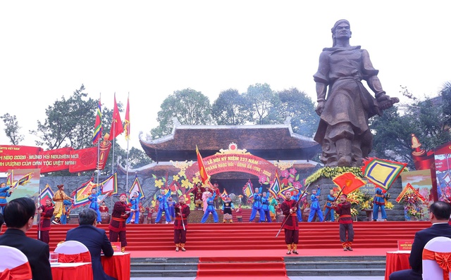 Vang mãi hào khí Ngọc Hồi - Đống Đa trong hành trình phát triển Thủ đô và đất nước- Ảnh 3. Vang mãi hào khí Ngọc Hồi - Đống Đa trong hành trình phát triển Thủ đô và đất nước- Ảnh 3.