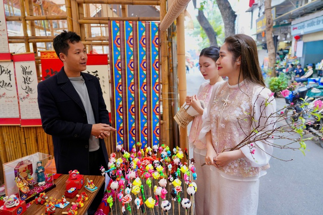 Hà Nội rộn ràng các chương trình văn hóa, du lịch chào Xuân Bính Ngọ 2026- Ảnh 2.