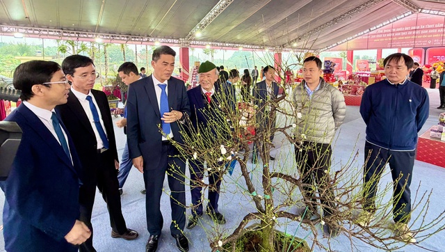 Quảng bá sản phẩm thủ công mỹ nghệ, thúc đẩy tiêu dùng dịp Tết- Ảnh 2.