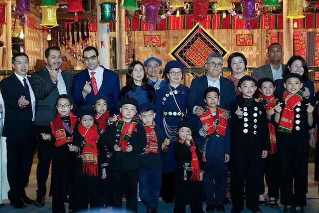 Khai mạc Chương trình Happy Tết 2026: Tết là hạnh phúc- Ảnh 3.