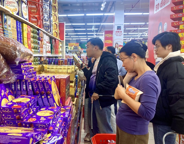 Hà Nội hướng tới xây dựng môi trường tiêu dùng minh bạch, bền vững- Ảnh 1.