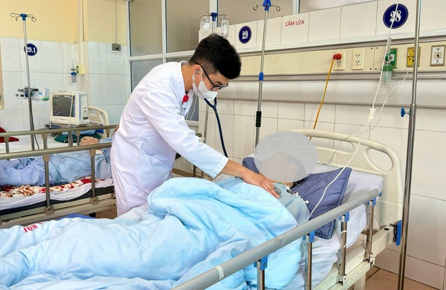 Bệnh lao sẽ được chữa khỏi nếu phát hiện sớm, tuân thủ đúng nguyên tắc- Ảnh 1.