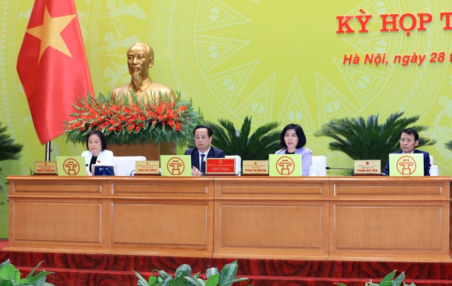 Bế mạc kỳ họp thứ nhất HĐND thành phố Hà Nội khóa XVII- Ảnh 1.