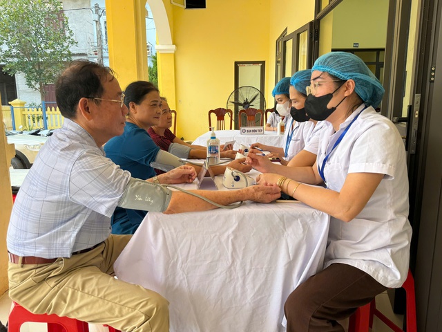 Nhiều hoạt động hưởng ứng Ngày Sức khỏe toàn dân- Ảnh 1. Nhiều hoạt động hưởng ứng Ngày Sức khỏe toàn dân- Ảnh 1.