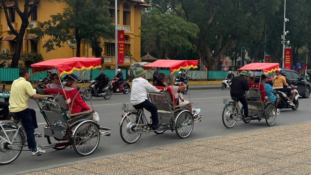 Hà Nội đón gần 9 triệu lượt khách trong quý I/2026- Ảnh 1. Hà Nội đón gần 9 triệu lượt khách trong quý I/2026- Ảnh 1.