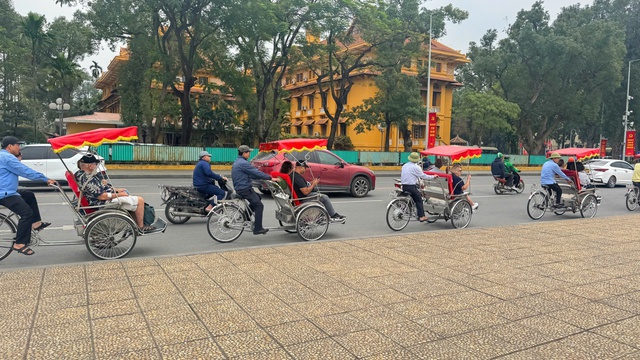 Du lịch Hà Nội nâng cao trải nghiệm để thu hút khách dịp nghỉ Lễ- Ảnh 1. Du lịch Hà Nội nâng cao trải nghiệm để thu hút khách dịp nghỉ Lễ- Ảnh 1.