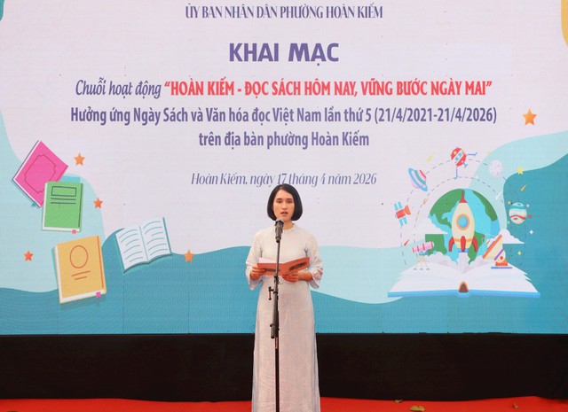 Hưởng ứng Ngày Sách và Văn hóa đọc Việt Nam tại phường Hoàn Kiếm- Ảnh 1.