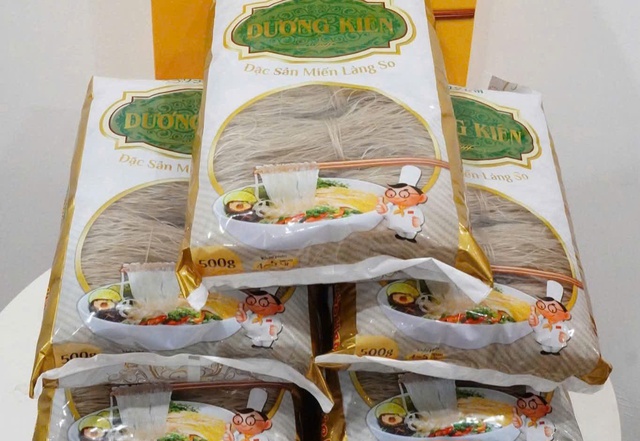 Từ làng nghề đến sản phẩm OCOP tiêu biểu: Giữ nghề bằng tâm, nâng tầm bằng công nghệ- Ảnh 2.