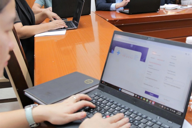 Hướng dẫn công dân thực hiện các thủ tục hành chính trực tuyến lĩnh vực y tế- Ảnh 1.