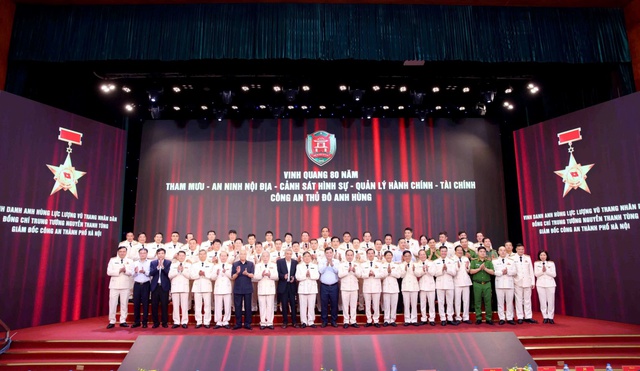 80 năm Công an Thủ đô: Hội tụ sức mạnh, kiến tạo bình yên- Ảnh 7.
