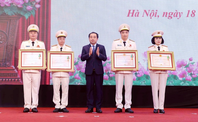 80 năm Công an Thủ đô: Hội tụ sức mạnh, kiến tạo bình yên- Ảnh 3.